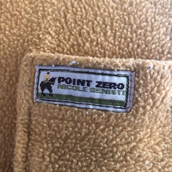 Point Zero Shirt by Nicole Benisti - Picture 3 of 8